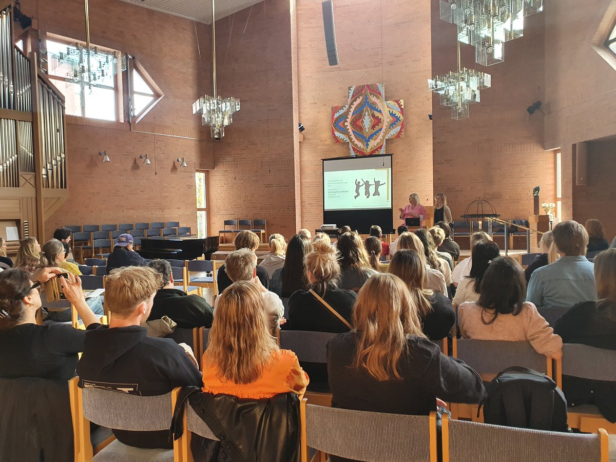 Äntligen!!! PANG Fritidshem tillsammans igen 😊 Alla kommunala fritidshem erbjuds föreläsning kring tillgänglighet på fritidshem. Värdefullt, utvecklande och viktigt på riktigt. #tillgänglighet #lidskol #npf #fritidshem #PANG @Lidingo_stad <a href="/LKF_Lidingo/">Lärande- och kulturförvaltningen på Lidingö</a> #utvecklingsarbete