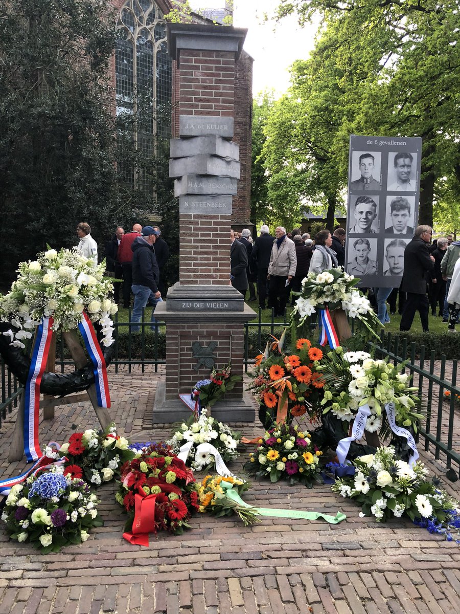 🫡 
Een moment van bezinning. Dankbaarheid 🙏 Respect.
#dodenherdenking #ijsselstein