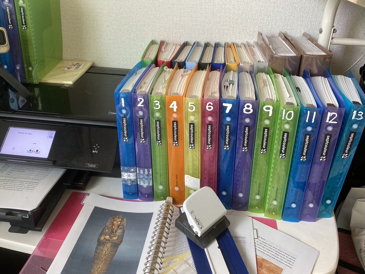 Toria015's tweet image. It’s that time again 😅

..23 and counting … my poor printer!

#studytime #newmodule @UoMEgyptology #lightreading