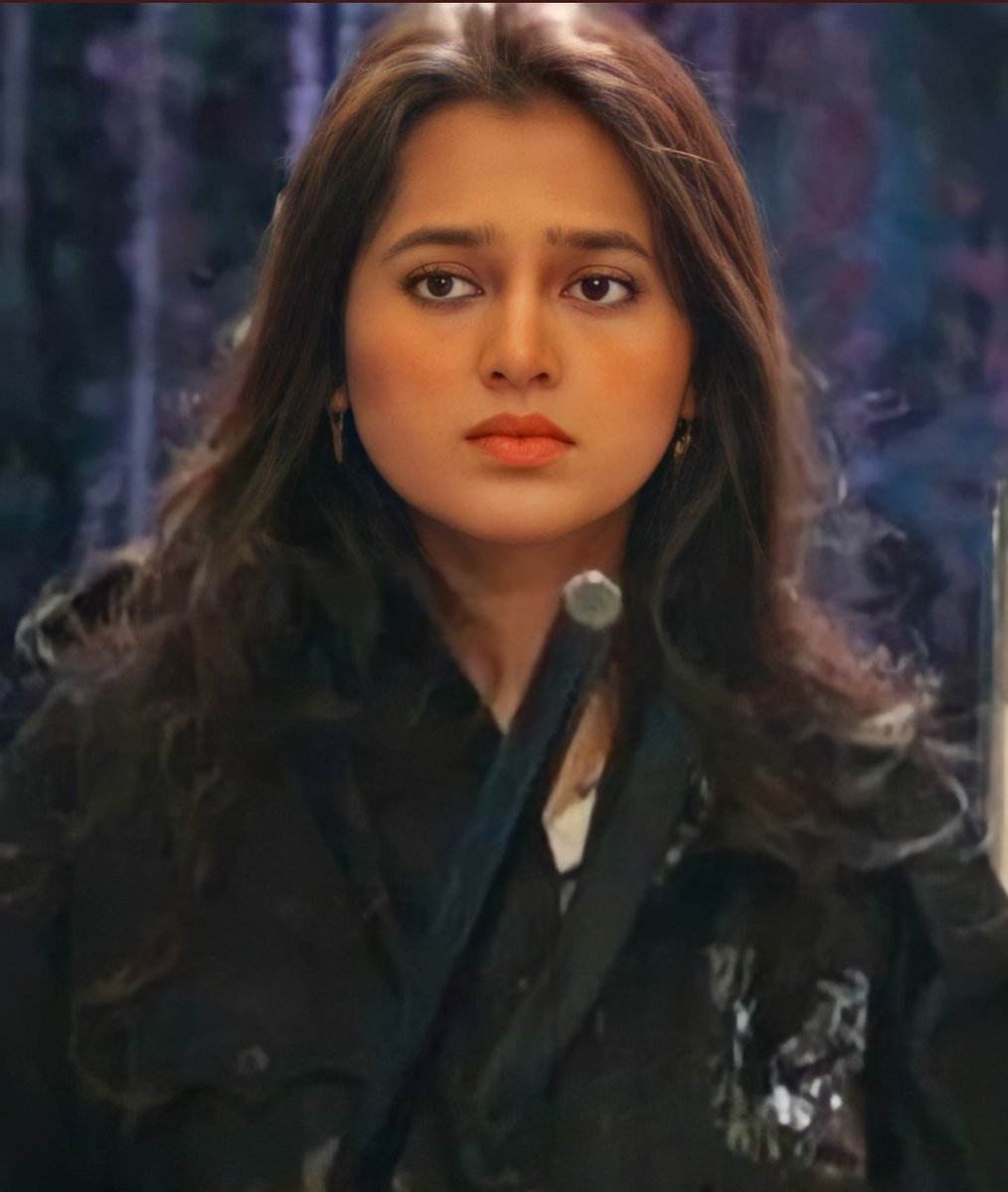 Tejran_4ever's tweet photo. Ready to break all records today....

BADASS TEJRAN IN LOCKUPP 
#TejRan #LockUppWithKaran #LockUppWithTejasswi #LockUppWithTejRan https://t.co/t4R0h2QCoe