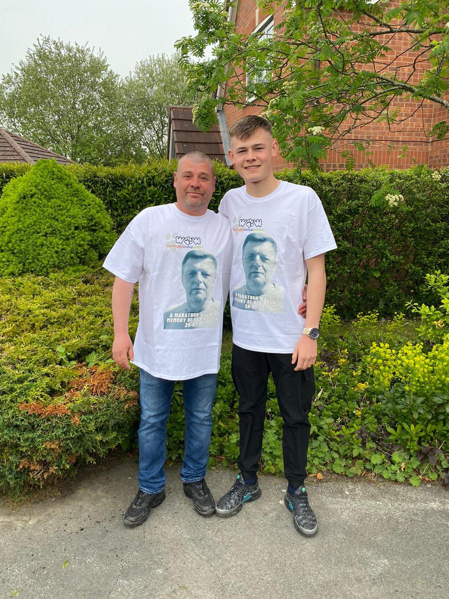 PotterWalk's tweet image. My good friends David and Luis showing their support 🙌 @WAWelfare 

#marathonwalk #animalwelfare