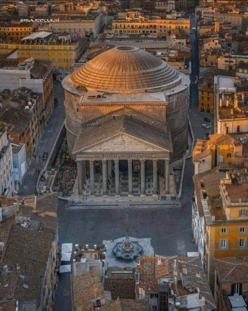 GrecianGirly's tweet photo. 🏛 The Pantheon, Rome, Italy. Completed c. 125-128 CE during the reign of Hadrian. More info here: https://t.co/CkrWwbK0U2
Image source: https://t.co/l55TYRMLVw https://t.co/Wqv5wL9Jru