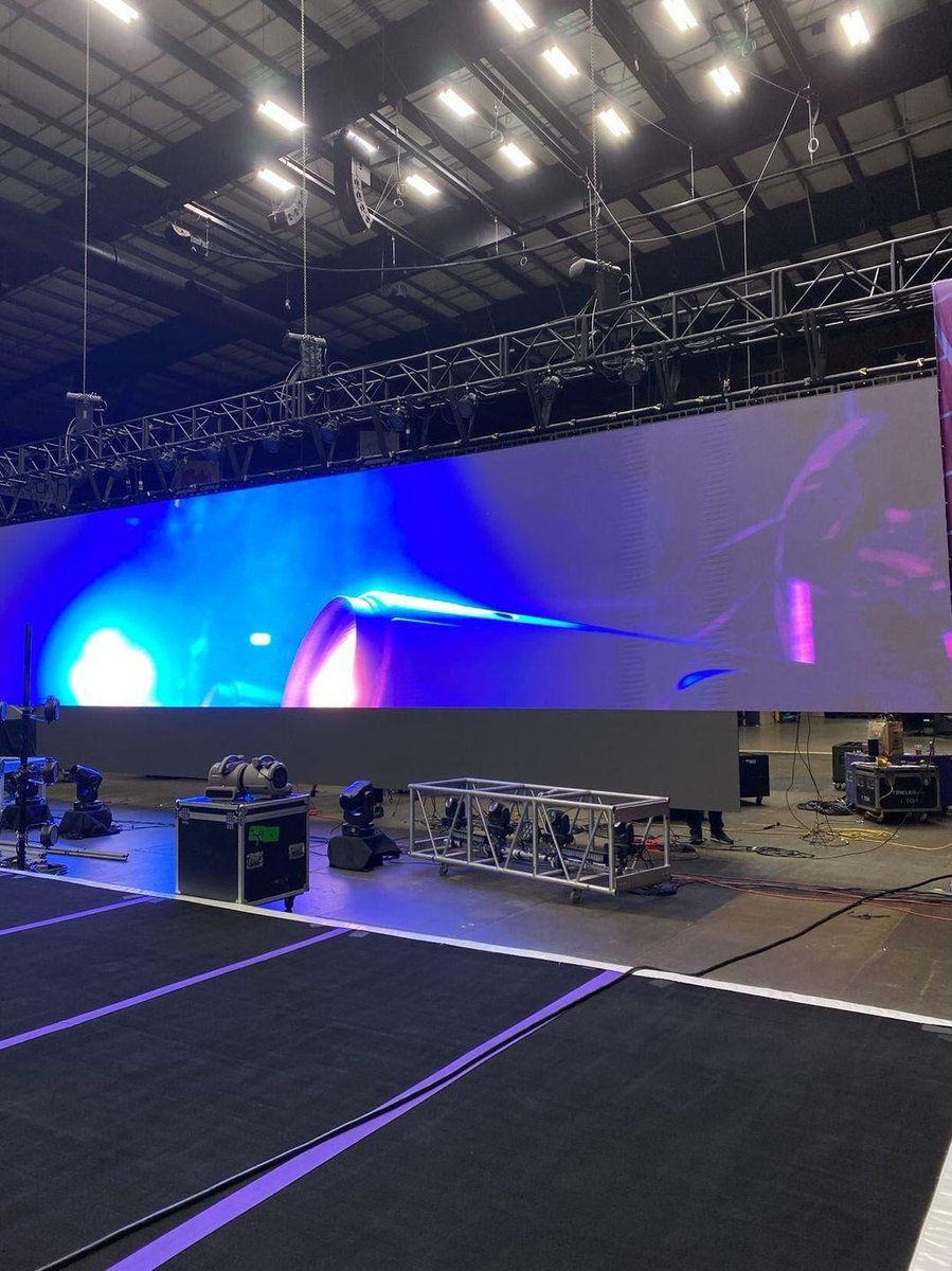 novastartech's tweet photo. #BlizzardLighting X NovaStar
📍 #RedlineChampionshipsCheerCompetition
The championship performance is displayed on nearly 5 million pixels of professional LED video panels! With NovaStar all-in-one VX16s processor! 🤩
#novastar #allinoneprocessor #LEDproject #future https://t.co/F0ULSyc8Wz