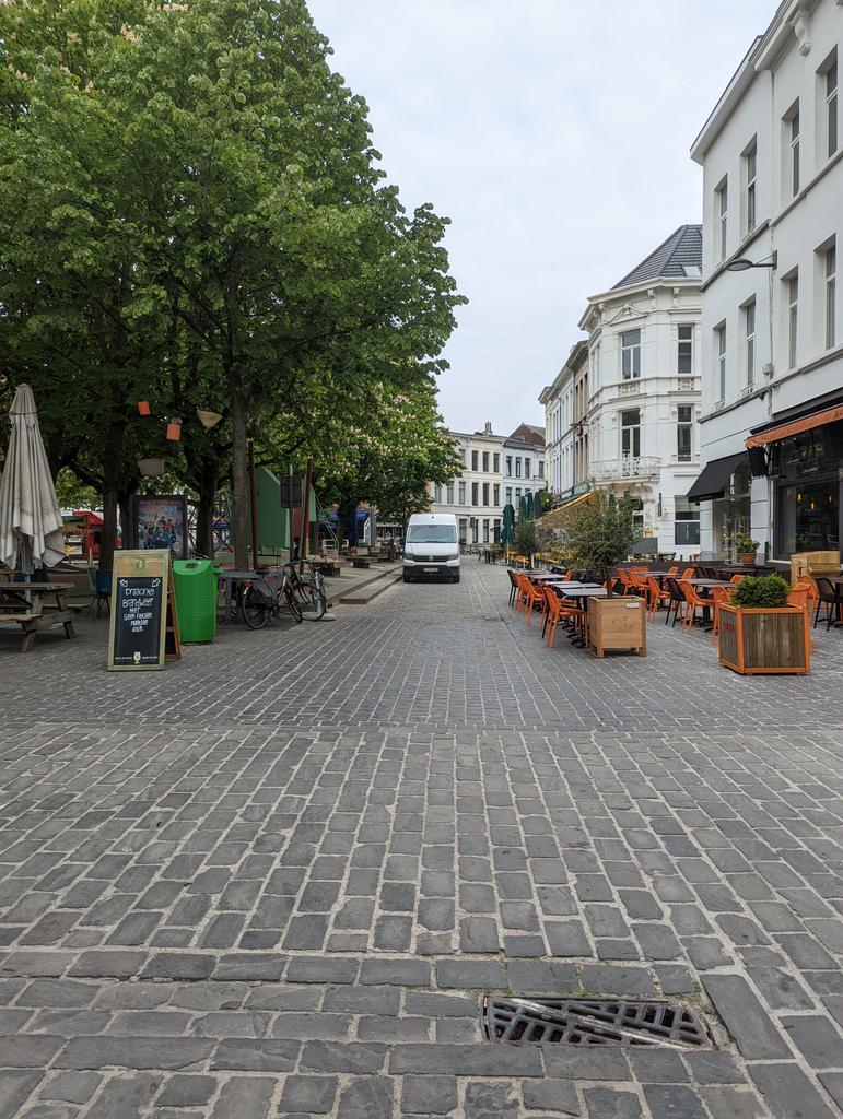 Scott Bricker tweet media