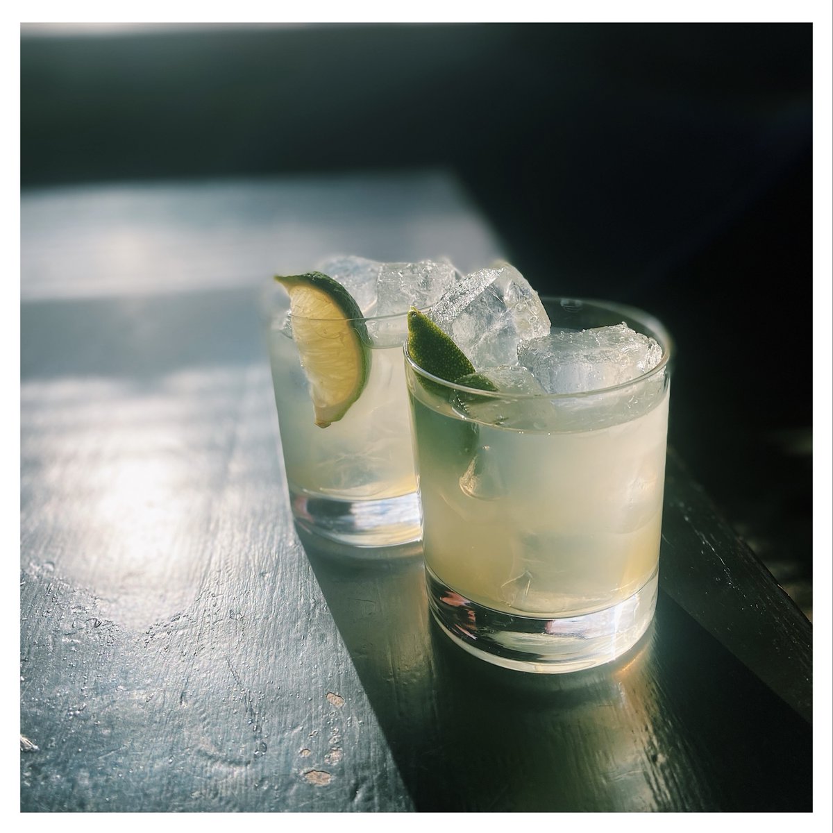 IT’S CINCO DE MAYO! 🇲🇽

Celebrate this iconic holiday with a Tommys Margarita! We’re slinging them out for £15 for TWO before 7pm 🔥 

¡Hasta Luego! 
.
.
.
#leeds #leedscocktails #leedsdeals #leedsleedsleeds #cincodemayo #mexico #tequila #margarita