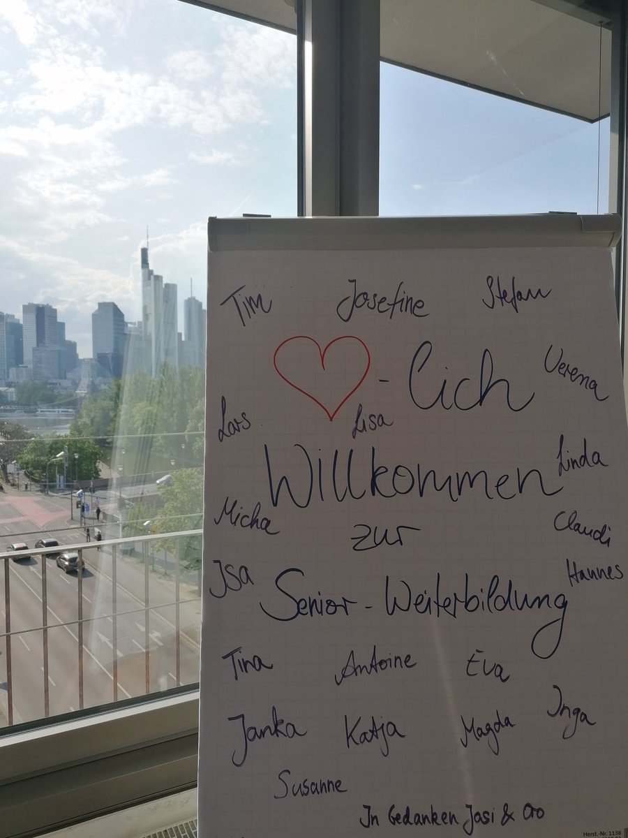 BrennpunktLobby's tweet photo. Das tat gut, raus aus dem Berufsalltag um mal wieder auf der Metaebene zu denken. Und dieser Ausblick, diese Weite, war auch sehr förderlich zum Arbeiten. Perspektivwechsel sind einfach immer sinnvoll! 
Danke @TeachFirstDE für die gelungene Weiterbildung von uns Seniors! https://t.co/DfT7Szj1PU