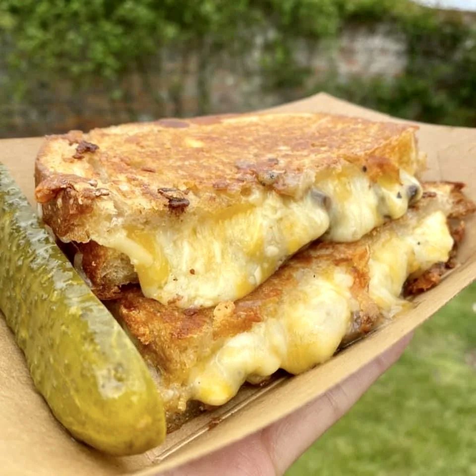 Take a stroll around the historic grounds of #BradwellAbbey, whilst enjoying hot drinks, grilled cheese and home bakes from <a href="/GoodTimesCafeUK/">Good Times Cafe UK</a> this Sunday 8/5 ! They'll be on site from 10.30-3.30 🤤 #LoveMK 
📍MK13 9AP
📷<a href="/GoodTimesCafeUK/">Good Times Cafe UK</a>