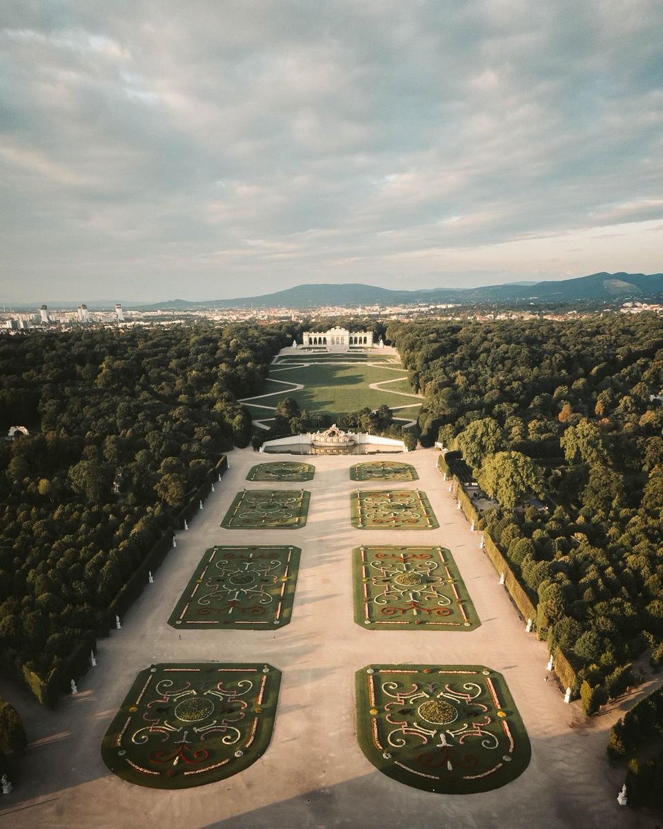 MaléficaReturns🏛️ tweet media