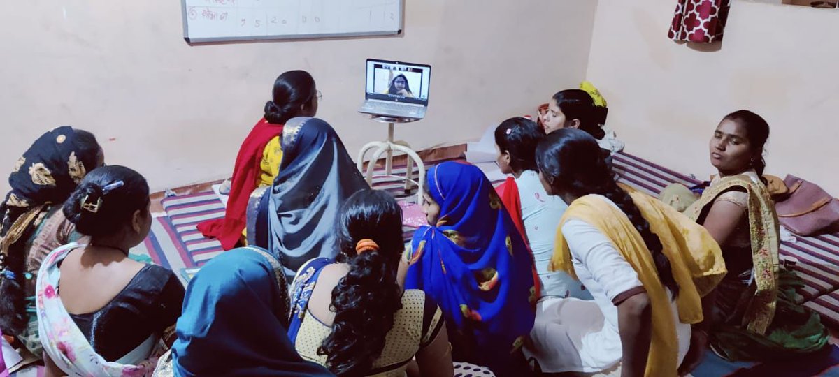 SwastiHC's tweet photo. #Menstrual practices have been eclipsed by socio-cultural traditions & taboos. In rural places like #Rehti (Madhya Pradesh), the economic status of households is very low. Hence, women's menstrual hygiene & access to affordable sanitary products are not prioritised (1/4) https://t.co/UvTKEo8emx