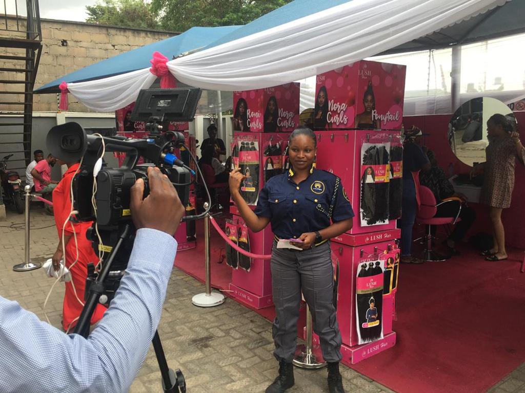 Miss_magnolia20's tweet photo. The brave and hardworking staff at Halogen security services were not left out of the fun too๐
Lush Hair gave them a makeover treat and its obvious they had a wonderful timeโคโค
#LushedAtWork https://t.co/NfQNMpthD0