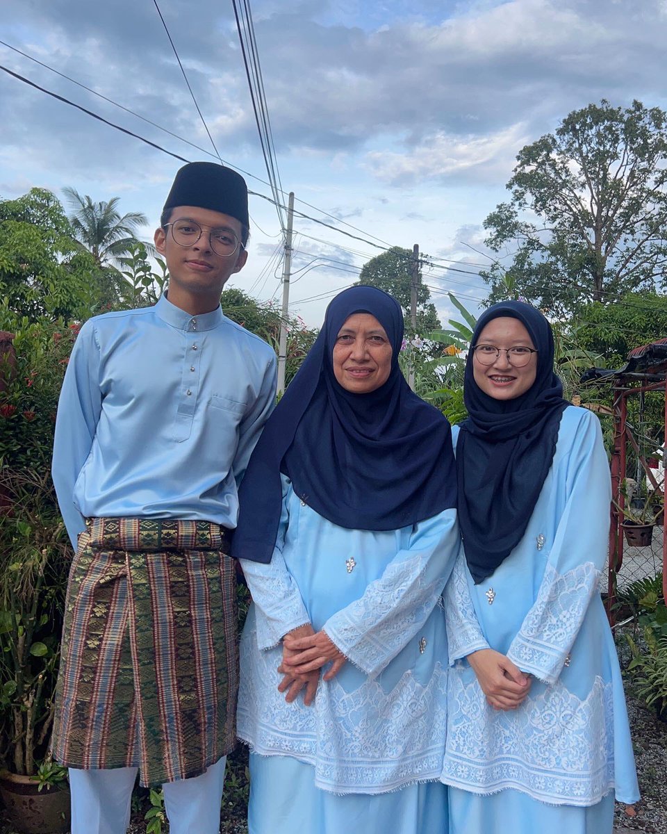 hilmiex10's tweet image. My everything
SHRMZB
.
.
#teambabyblue