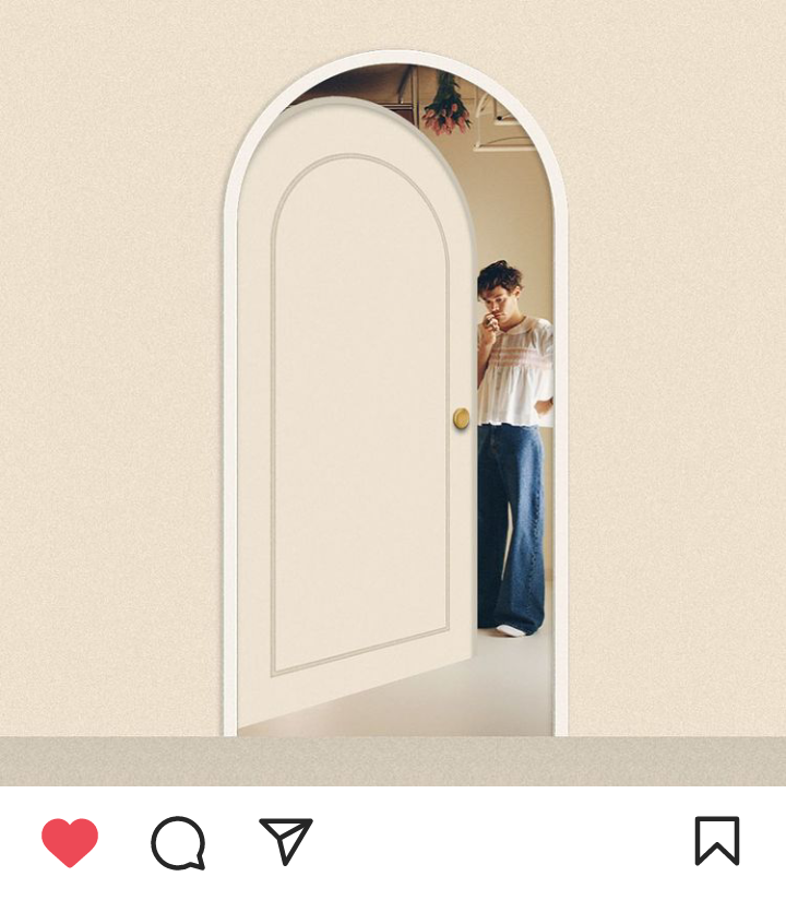 vs19671's tweet photo. H your world is waiting, it would be very nice a door, a window, a small live streaming link to celebrate Harry's House all together.
   ♡
#HarryStyles #OneNightOnlyinNewYork #OneNightOnlyinLondon  #HSHQ #HarrysHouse
💕🙃 https://t.co/kwbONPE7hF