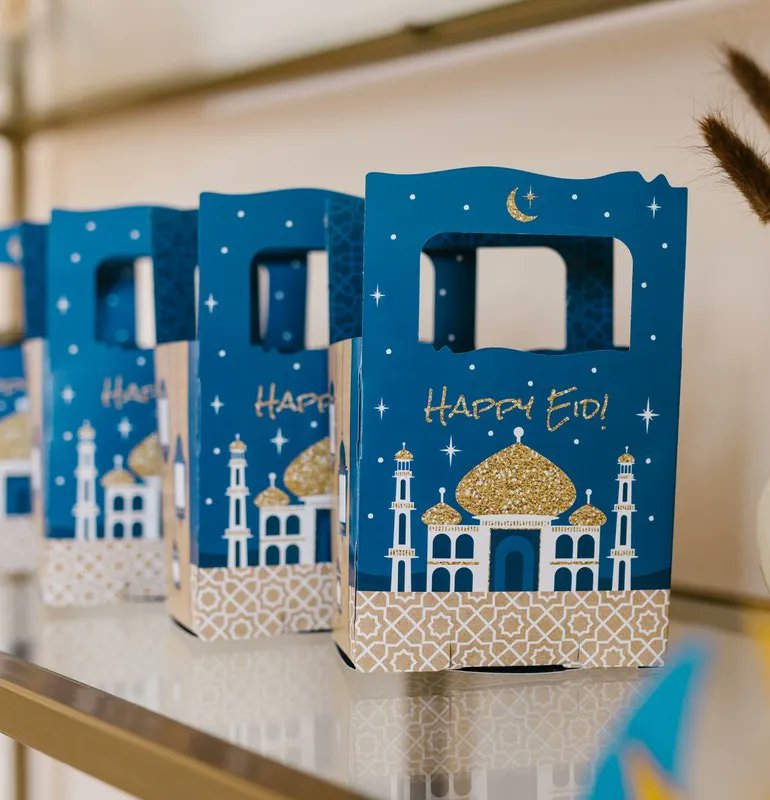 essequamglobal's tweet photo. Wishing you and your family a very happy, prosperous and blissful Eid Day! #essequamglobal https://t.co/oI1o6yFU7k