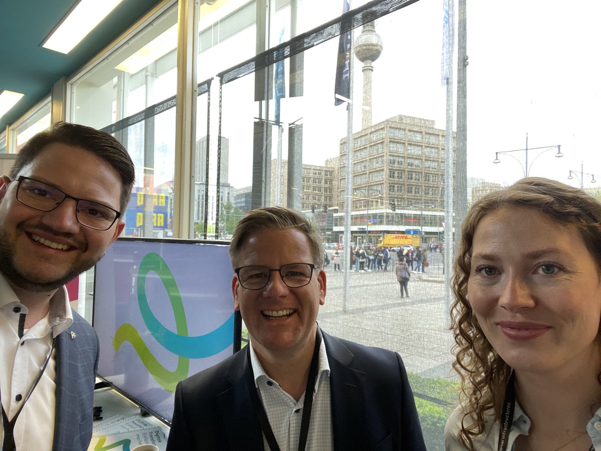 thorbenehlers's tweet photo. Wir sind bereit @sophiehamann4 ! #digistaat2022 erstes größeres Event nach Corona, @ProsozHerten @BehoerdenNews https://t.co/4eid8AjM5V