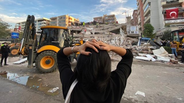 Ege Haber Ajansı (@egehaberajansi) on Twitter photo İzmirli depremzedeler, AK Parti`nin kredi sözünü tutmamasına tepkili: “Suriyeli mi olalım?” ehaege.com/2022/5/izmirli… <a href="/izdeda/">İzmir Depremzedeleri Dayanışma Derneği (İZDEDA)</a> <a href="/haydarozkan90/">Haydar Özkan</a> İzmirli depremzedeler, AK Parti`nin kredi sözünü tutmamasına tepkili: “Suriyeli mi olalım?” ehaege.com/2022/5/izmirli… <a href="/izdeda/">İzmir Depremzedeleri Dayanışma Derneği (İZDEDA)</a> <a href="/haydarozkan90/">Haydar Özkan</a>