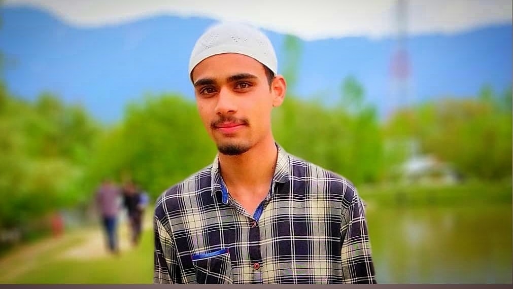 MagrayFirdous13's tweet photo. EiD Mubarak https://t.co/Q9ngsAtrrj