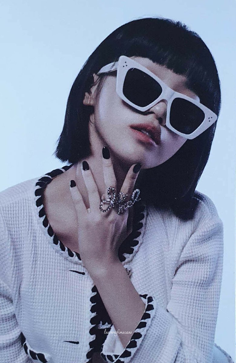 archiveofkcw's tweet photo. she’s a model she models! https://t.co/z2HmQXrLx6