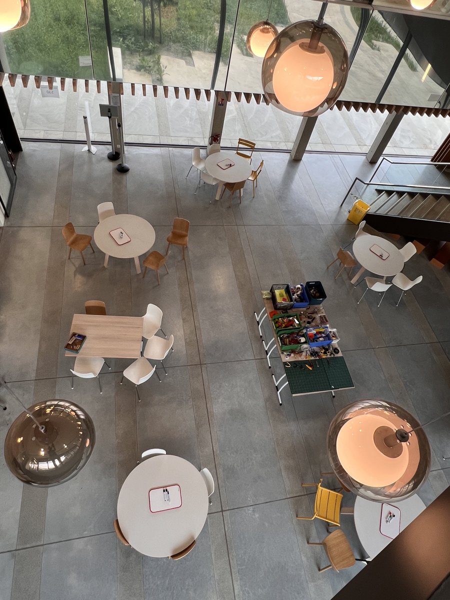 jubobroff's tweet photo. Ready for the 2nd day of our « Reimagine Physics Teaching » workshop ! https://t.co/ypb2kl3jvj