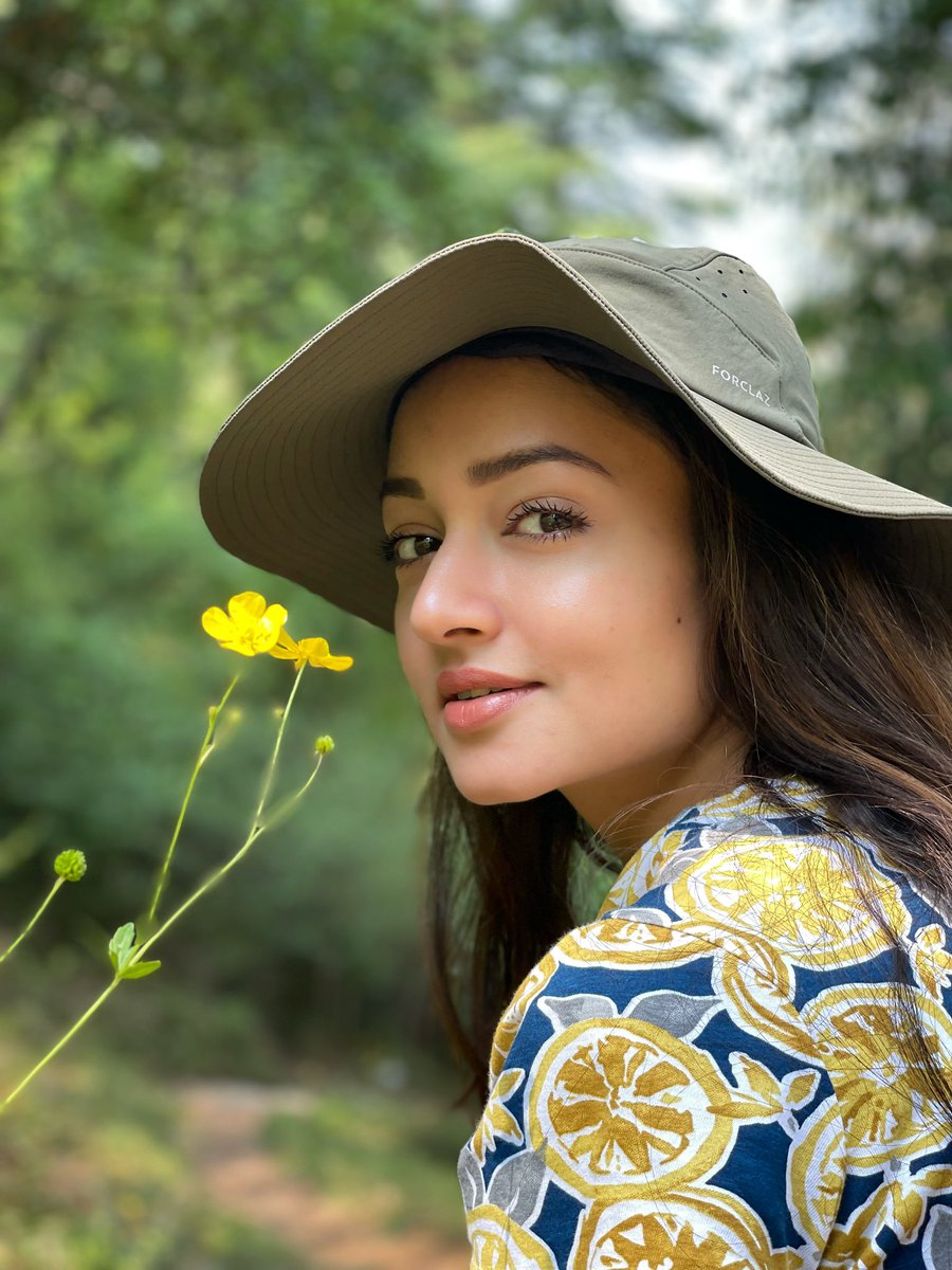 shanvisrivastav's tweet photo. 🦋💕 https://t.co/gYYIvGKvNj