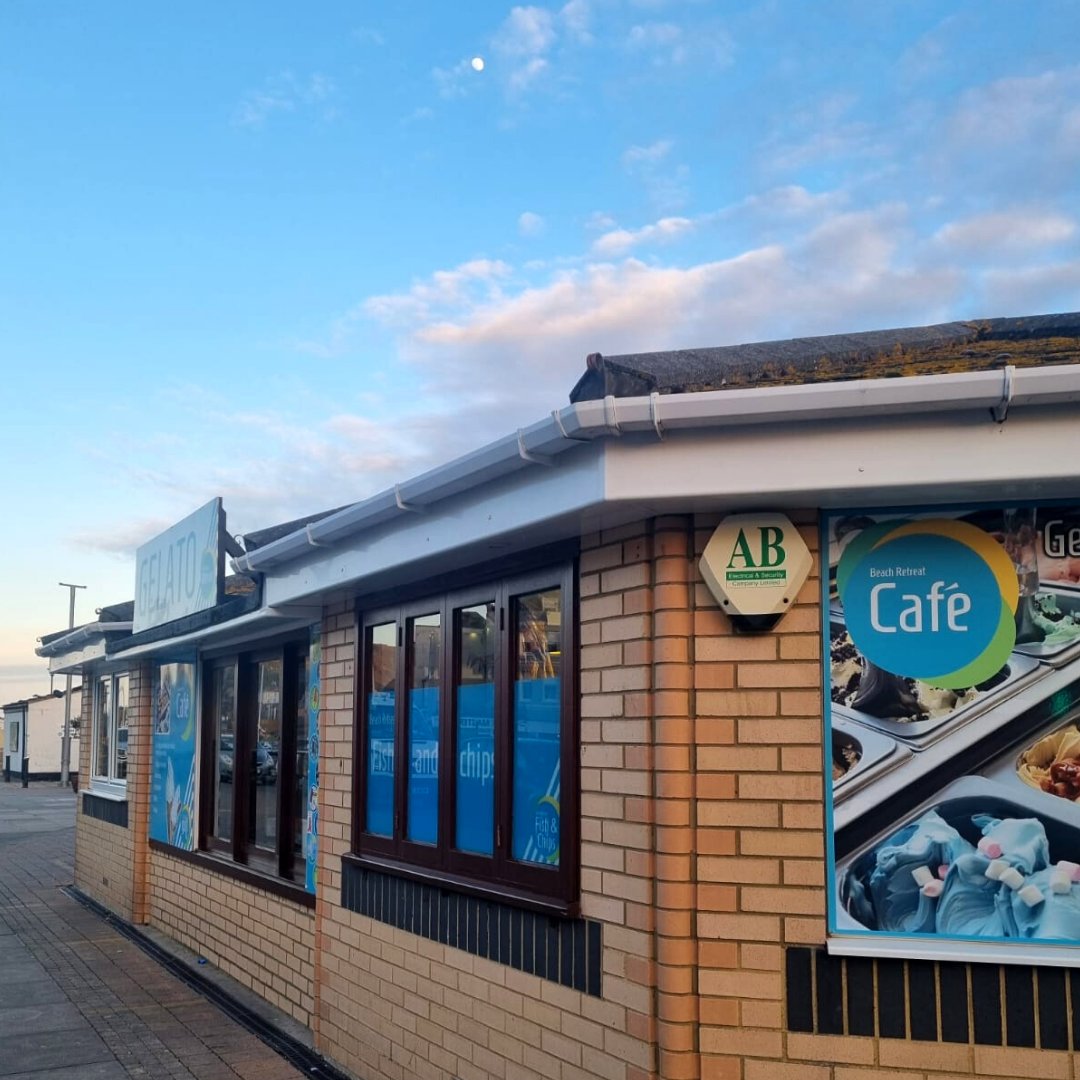 Fuzion4Group's tweet photo. β One of our @ABSecurity_ bell boxes was spotted by a team member at the Beach Retreat Cafe! @AdventureGolfUK
Want to find out more about what we offer? Donβt hesitate to contact us at:
β 01424 436385
π§ enquiries@fuzion4.co.uk
π₯ https://t.co/fj3VOSgih7
#security #bellbox https://t.co/RQIX2LmXM3
