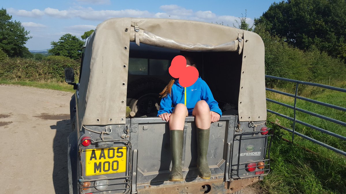 clovermad's tweet image. Stolen last night in Shropshire, cut padlock off and had a Wheelock device on steering wheel. Dad&apos;s old workhorse which he loved and is gutted, if anyone hears or sees anything it could be anywhere by now. Thanks #theft #ruralcrime