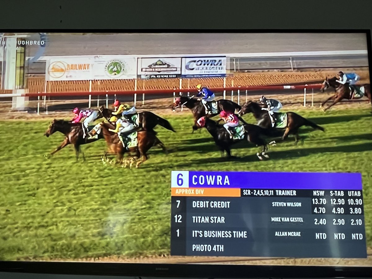 BloodstockG's tweet photo. Congrats Debit Credit on another win,a big thanks to Steve Wilson, Kacie Adams &amp; all the connections ⁦@brisbanemeadow⁩ https://t.co/jYGYcQ8Bpc