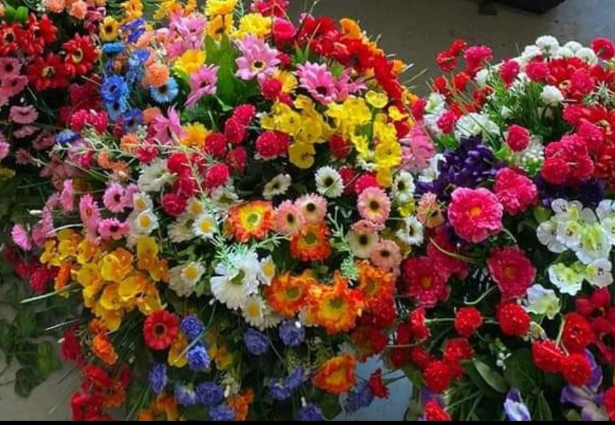 Have a lovely Tuesday 💕💛💕💛💕