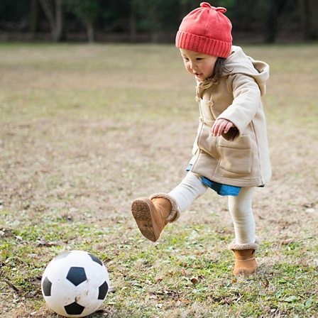 FamilyFirst_ERC's tweet photo. Sharing your hobbies with your children is a great way to bond, have fun together and help them learn and develop their own interests.
πΏGardening
πBaking
π¨Painting
πΆSinging
πReading
https://t.co/sbOC39goOz
#FamilyWellbeing #LetsPlayERC @bbc_thp https://t.co/wfPboDCevZ