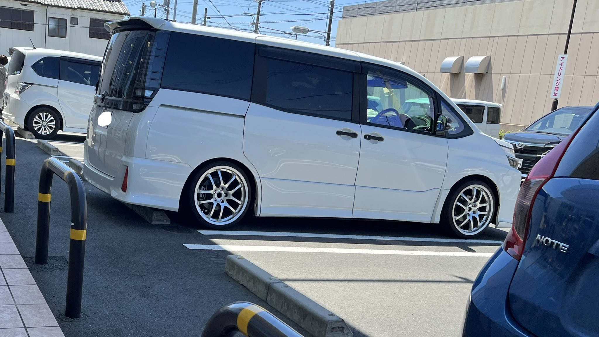 Follow ひろ 車diy 80voxy煌ii S Voxy Life999 Latest Tweets Twitter
