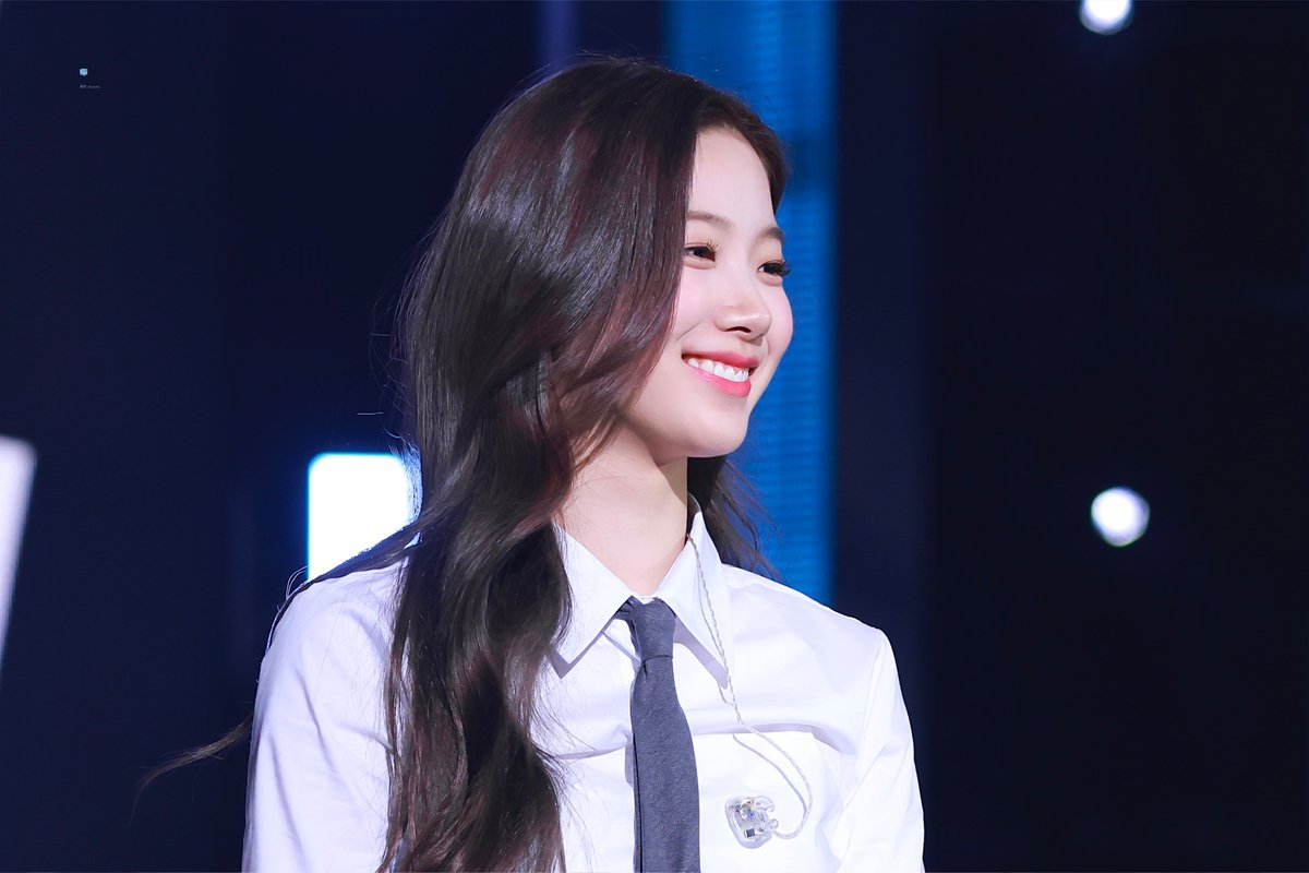 220502 ✨ #KAZUHA #카즈하
#LE_SSERAFIM #르세라핌