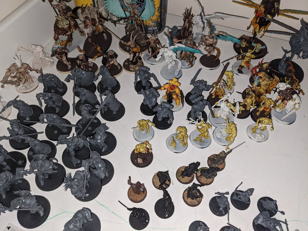 e_Xous's tweet photo. @HireRound @Ice_DreamBoat War hammer https://t.co/6XoTLUPG3t