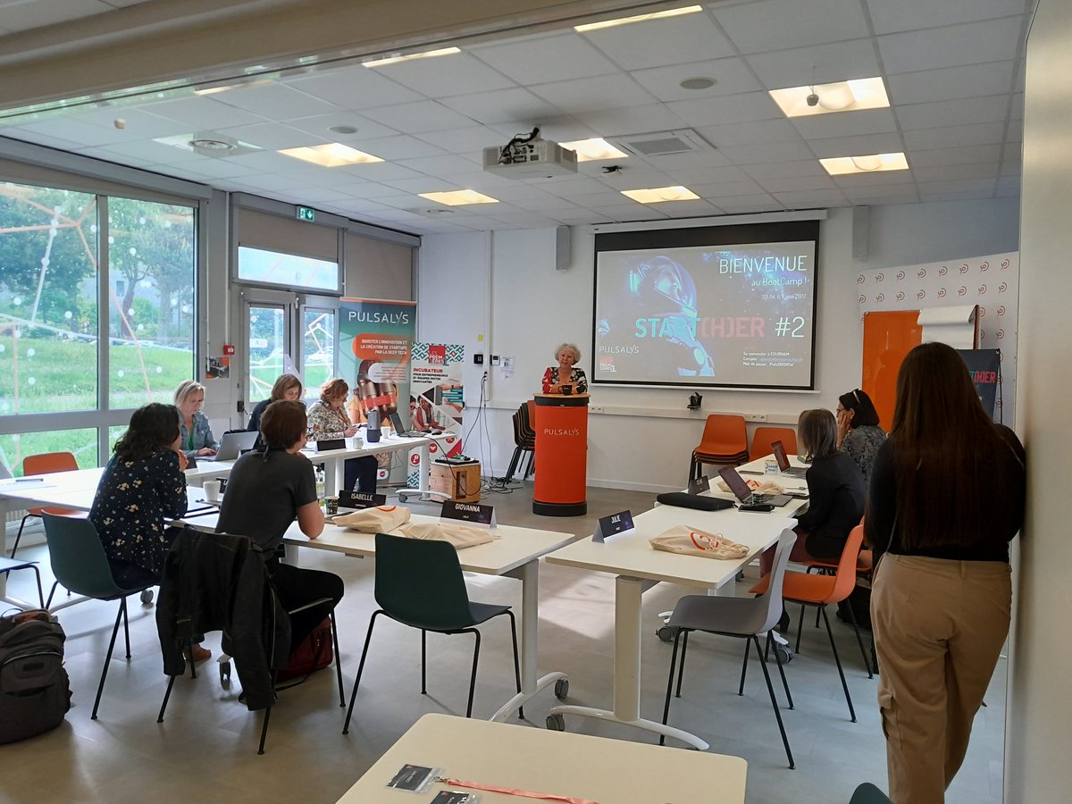 Pulsalys's tweet photo. 🔥 C'est parti pour le programme #StartHer de @Pulsalys en collaboration avec @LesPremieresARA. 1 bootcamp pour les 👩🔬 chercheuses de @UniversiteLyon souhaitant initier un projet de startup 🚀 sur la base de leurs travaux de recherche. 3 jours pour oser et entreprendre 💪 https://t.co/Sg71jvlZji