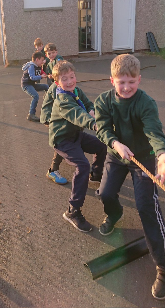Oops, missed out our team building fun last Monday. Our new Cubs got stuck in straight away.