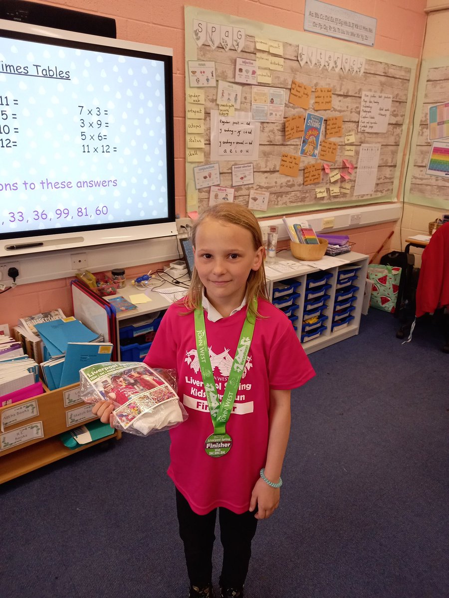 Mrs Holliday tweet media