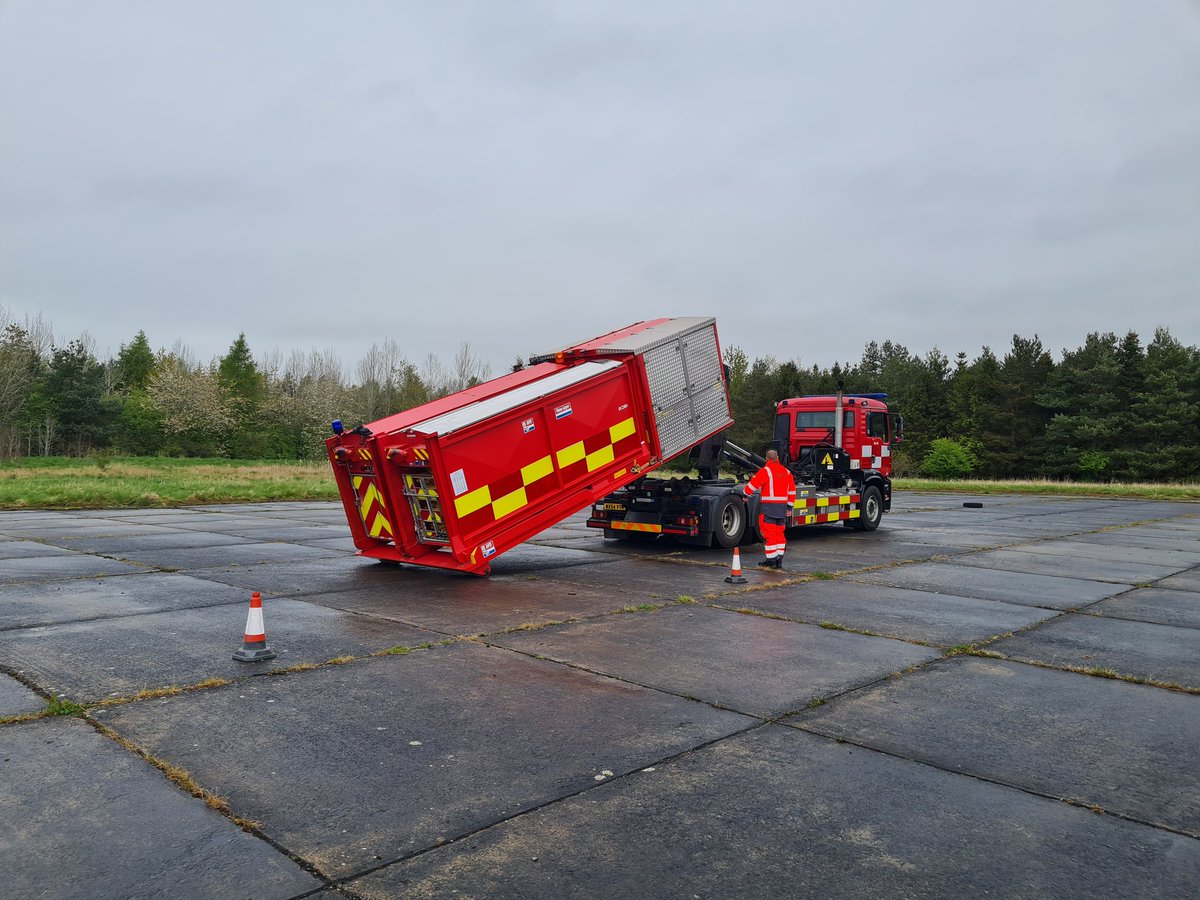 HVP Training Day with Blue Watch Pegswood. Open water scenario and over ground main. <a href="/NlandFRS/">Northumberland Fire & Rescue Service</a> <a href="/HVPCapability/">HVP Capability Team</a>