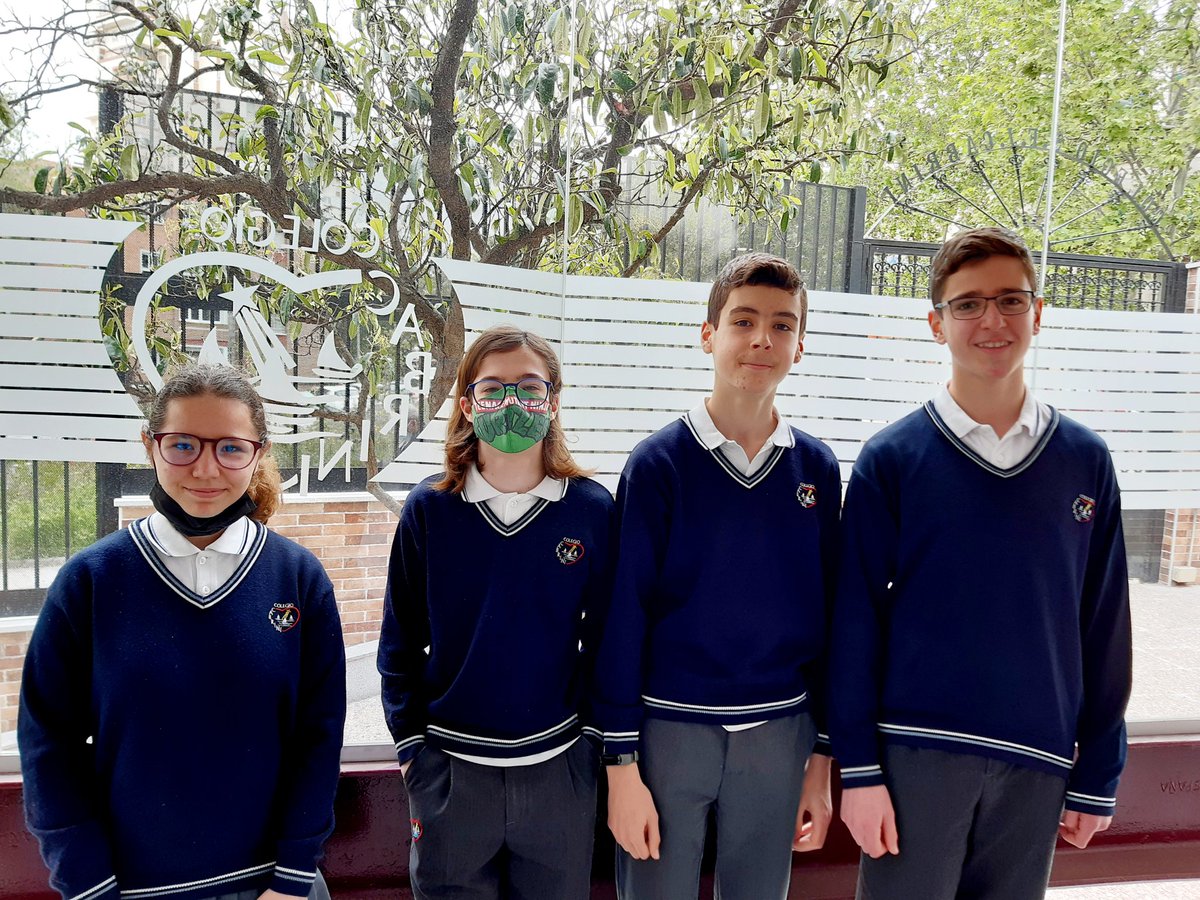 ColegioCabrini's tweet image. Enhorabuena, ¡otra vez clasificados!. Pasamos a la fase regional de la  XXX Olimpiada Matemática de la CAM para 2°ESO.
De 1175 alumnos de Madrid, han pasado de fase 60 y 4 son CABRINIANOS.¡¡Felicidades Germán, Iván, Jaime y Sandra!!