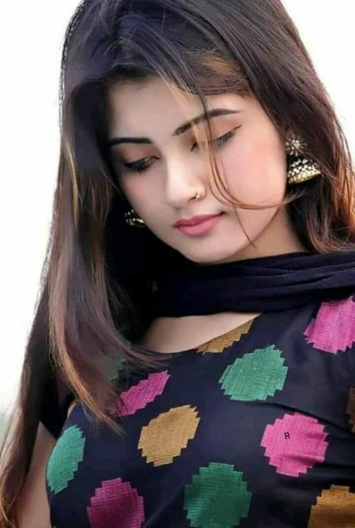 PREETA_ARORA_'s tweet photo. @Cute_____PRINCE @Rose03180 @Babita43646079 @BijarniaManju @PreetIn75083241 @Cute_insan5 @Babita090 @MaaKiLado55 @piyamalav4 @PREET64791721 नहीं रहा जाता तेरे बिना इसलिए तुझसे बात करते हैं!
वरना हमें भी कोई शौक़ नहीं है तुम्हें
यूँ सताने का..! https://t.co/hTazJJ7zmc