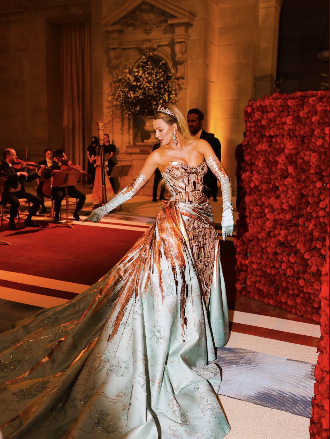 Makeup Revolution on X: Blake Lively UNDERSTOOD the assignment!👑💎 - Met  Gala 2022  / X