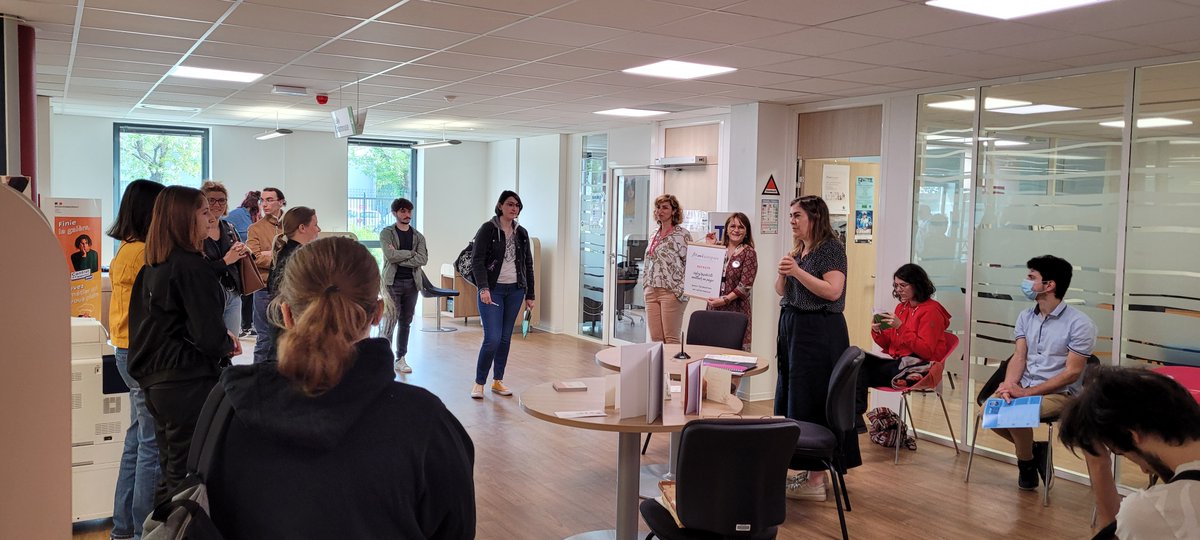 𝗟'𝗘𝘀𝗽𝗮𝗰𝗲 𝗥𝗲𝗰𝗿𝘂𝘁𝗲𝗺𝗲𝗻𝘁 de <a href="/PE_Valence/">Pôle emploi Valence</a> accueille aujourd'hui 15 candidats pour rencontrer l'entreprise <a href="/MonFaire/">Mon Faire Part</a> Part : #recrutement de 6 alternants infographistes H/F. 
#TousMobilisés