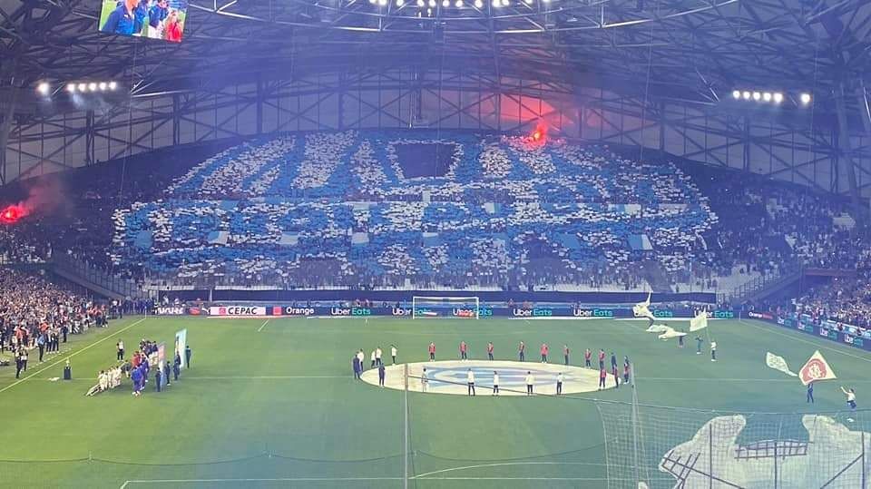 Parisien88off's tweet photo. " Brou au but " 

Je veux plus entendre ces gens la donner des leçons de tifo ptdrrrrrr https://t.co/GqhYCpDNuW