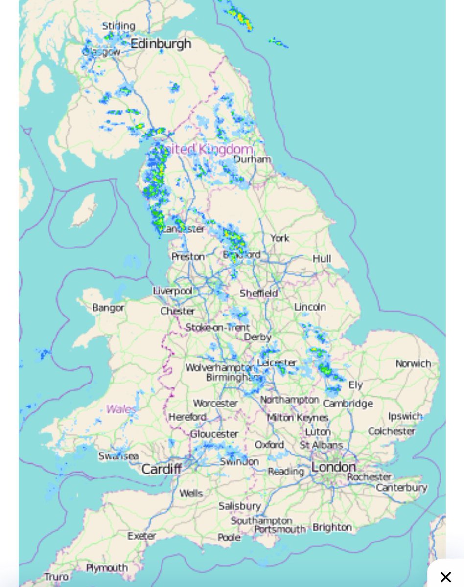 It’s not great out there is it !
Showers tracking south easterly .
It’s grey , it’s dull, it’s remarkably unspectacular.
V.