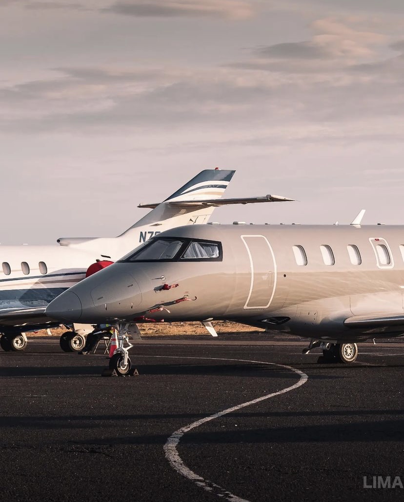 OriensAviation's tweet photo. Congratulations to @limafoxcr on Instagram for winning this weeks’ #PC24PictureoftheWeek competition! The Super Versatile Jet looking impressive as always!

For more information on the #PC24, visit our website: https://t.co/eWiohqnjgO

@PilatusAircraft https://t.co/ZR3xk5L9ff