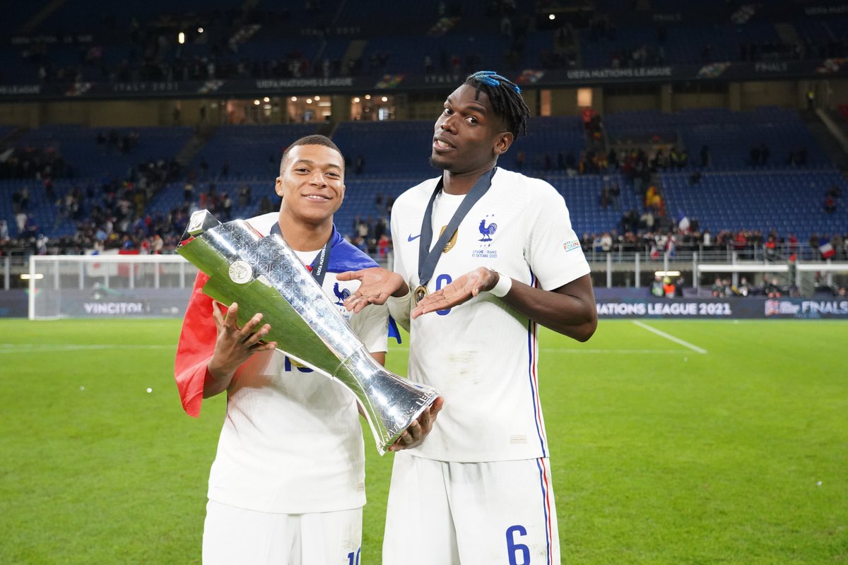 equipedefrance's tweet photo. Dans 1️⃣ mois, c’est le retour de la 𝙉𝙖𝙩𝙞𝙤𝙣𝙨 𝙇𝙚𝙖𝙜𝙪𝙚 🏆

🇫🇷 vs 🇩🇰 : 3 juin
🇭🇷 vs 🇫🇷 : 6 juin 
🇦🇹 vs 🇫🇷 : 10 juin
🇫🇷 vs 🇭🇷 : 13 juin

Hâte de retrouver nos Bleus ? 🤩 #FiersdetreBleus https://t.co/tkfBp8if83