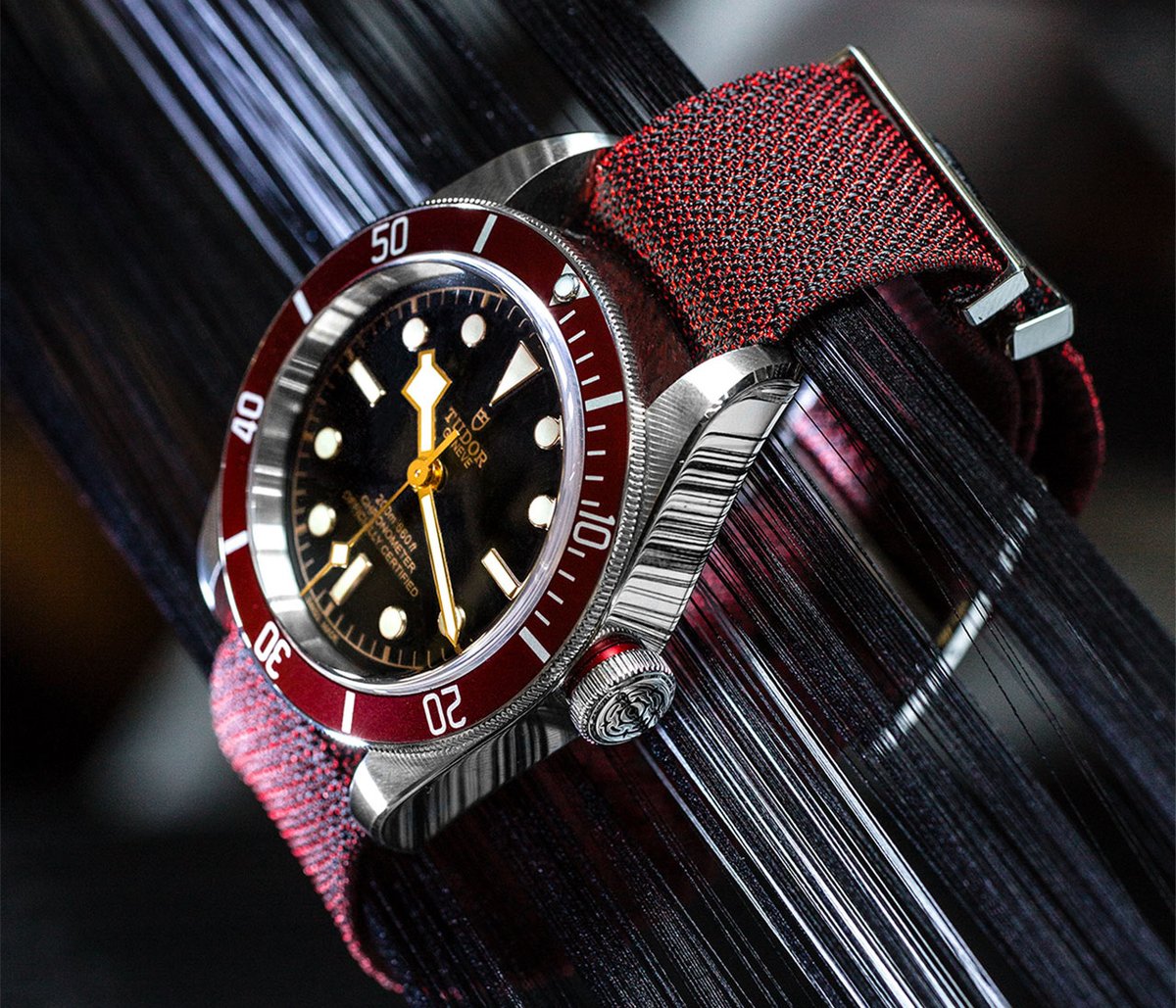 The #Tudor Black Bay. 41 mm steel case, Manufacture Calibre. 

➡️bit.ly/3MPaON5

#TudorWatch #BornToDare