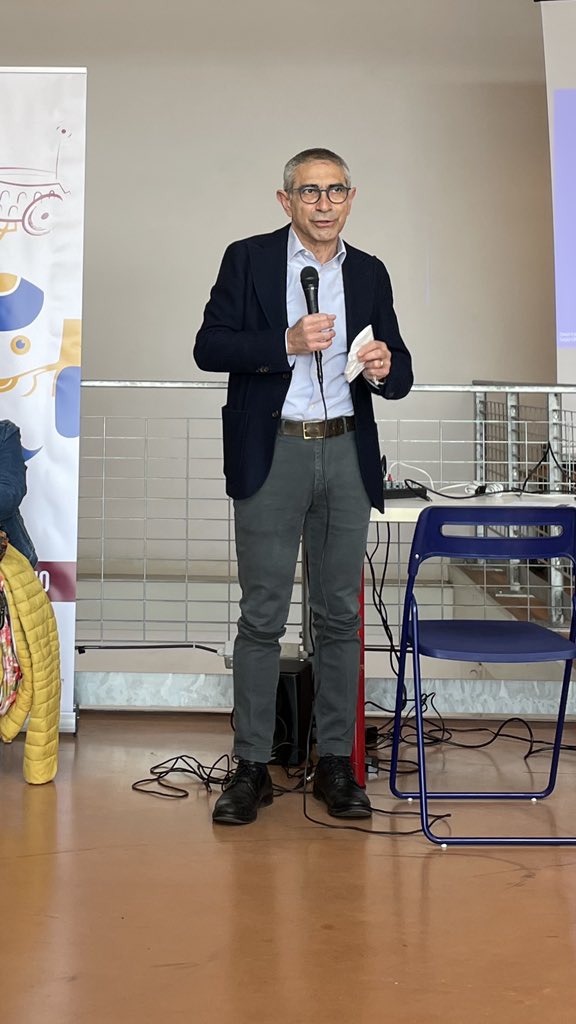 elisa amorelli tweet media