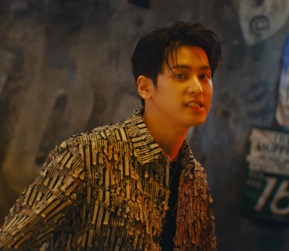 ProudFanofChan's tweet photo. THIS JUNG CHANWOO'S ERA

#BUTYOU_iKON
#FLASHBACK_RELEASE_DAY https://t.co/MWwwknwVf4