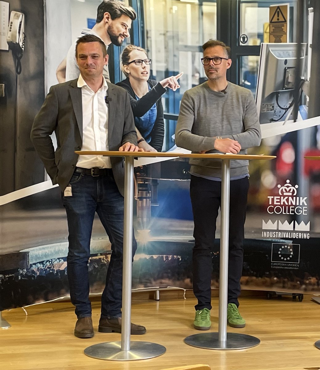 SKTCSE's tweet photo. Johan Nordberg @SKTCSE och Johan Ståhl @Teknikcollege om ESF-projektet Industrivalidering i Teknikcollege. I projektet har testcenter som också är gymnasieskolor med Tc-certifierad utbildning utvecklats som stark resurs för industriföretag i sin närhet.

https://t.co/j89ad0qlRY https://t.co/EFNW8ZwHyg
