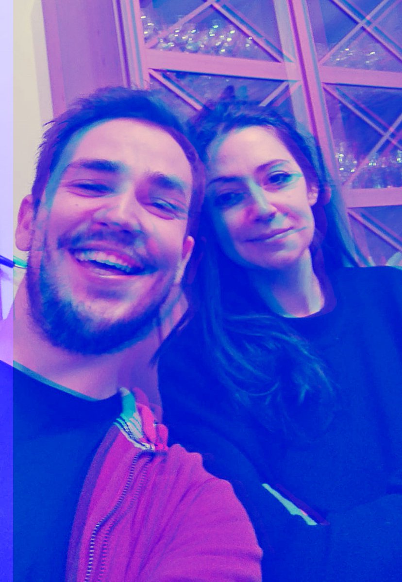 PizzaHighNFT's tweet photo. Gm everyone!! #Siblings #team #NFTCommunity https://t.co/MwJnEBYPES