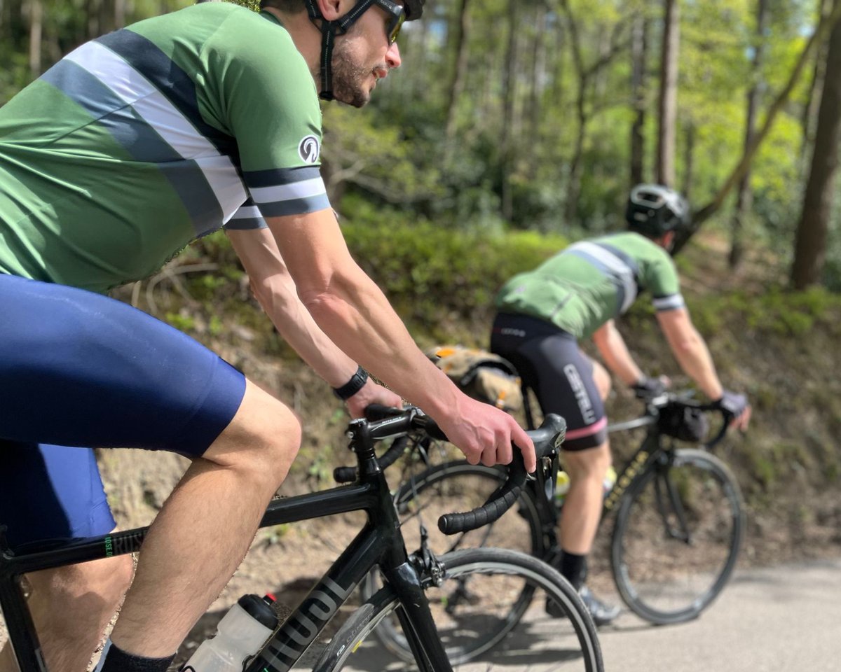 chimneyfirec's tweet photo. How was your bank holiday weekend? 🚵‍♂️☀️

@GoatStolen x Chimney Fire Coffee jerseys (SS+LS) available online now 🌐

#stolengoatherd #caferide #coffeeandcycling #surreyhills https://t.co/7MRfZUK0CD