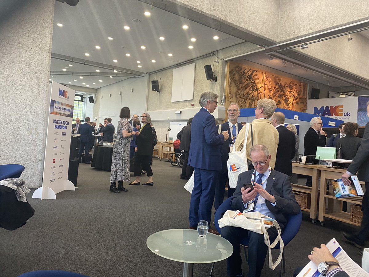 EricNic1's tweet photo. All very busy with @MakeUK_ https://t.co/CHPO0W5CmW
